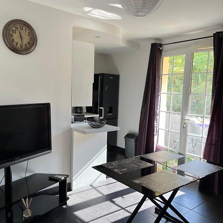 L'Appart Isa&Marc T2 Avec Rez-De-Jardin Bormes-les-Mimosas Luaran gambar