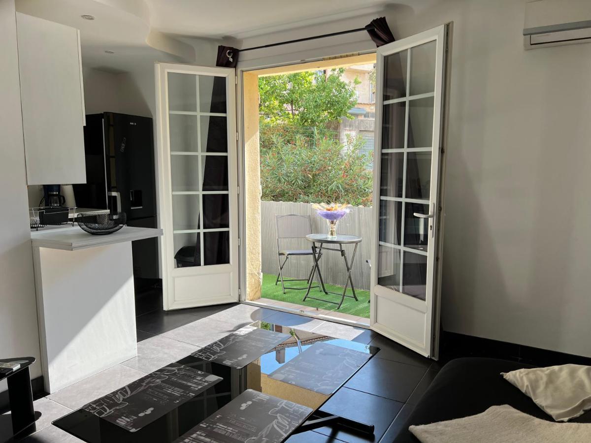 L'Appart Isa&Marc T2 Avec Rez-De-Jardin Bormes-les-Mimosas Luaran gambar
