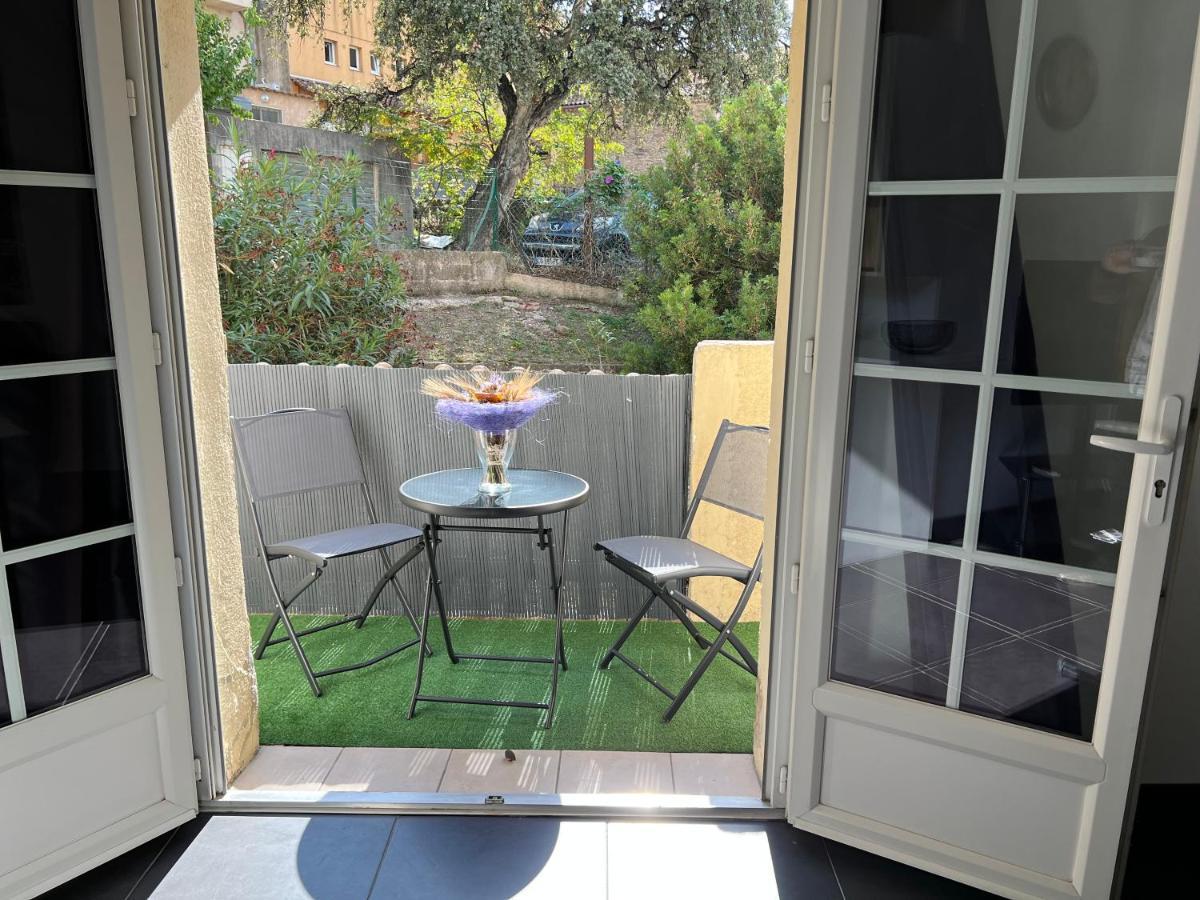 L'Appart Isa&Marc T2 Avec Rez-De-Jardin Bormes-les-Mimosas Luaran gambar